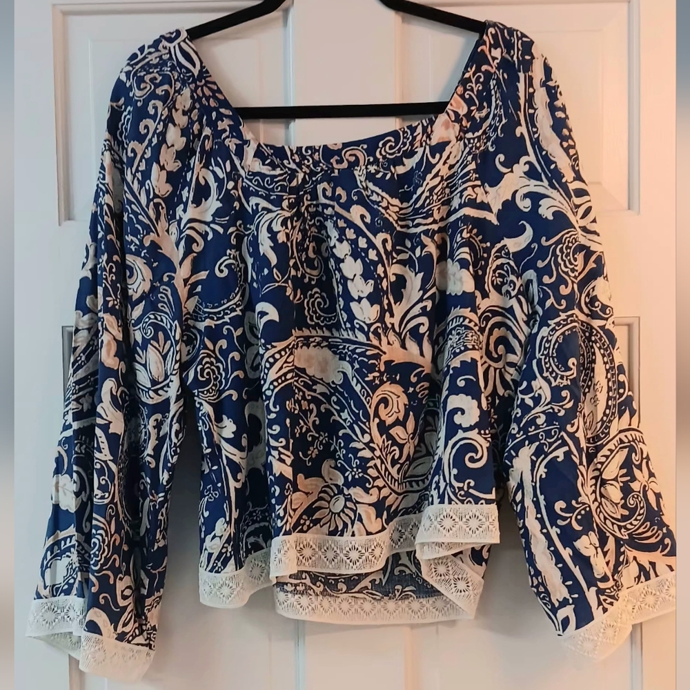 Boho Hippie Festival lace trimmed cropped blouse by Nicole Miller